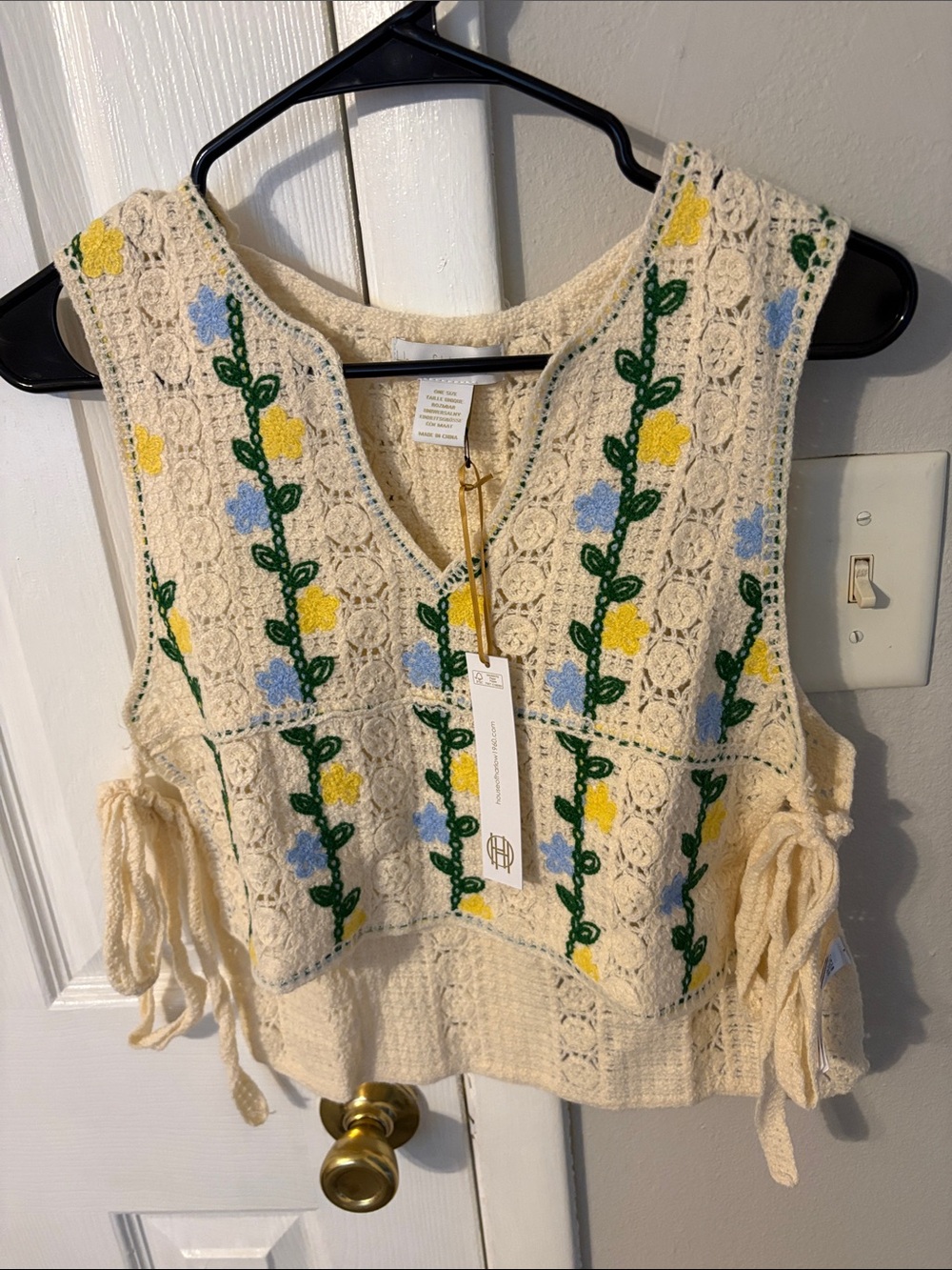 Nwt Jrs House of Harlow cropped sweater